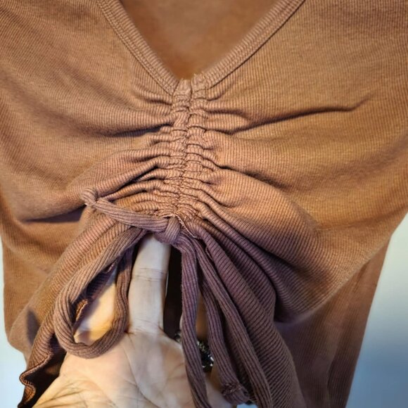 EUC Aeropostle Crop Top Deep Mauve Color - Picture 2 of 4